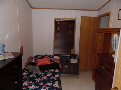 705 27th St W, Williston, ND 58801 - photo 3