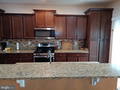 8543 Crooked Tree Ln, Laurel, MD 20724 - photo 5