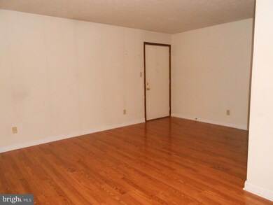 44691 White Oak Ct unit 512, California, MD 20619 - photo 2