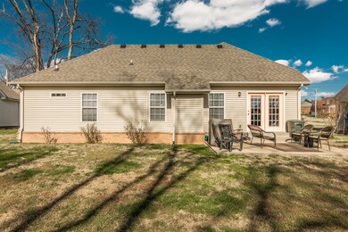 101 Horseshoe Dr, Shelbyville, TN 37160 - photo 2