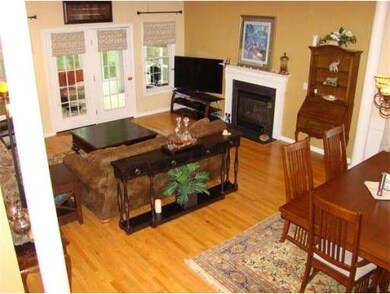 61 Champlain Cir, Plymouth, MA 02360 - photo 4