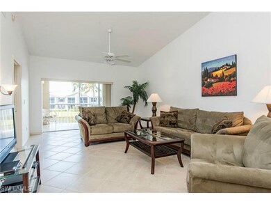 Living Room With Vaulted Ceilings