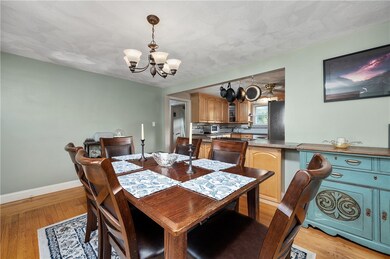 303 Ronald Ave, Cumberland, RI 02864 - photo 5