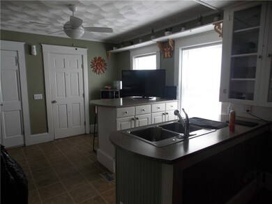 1st fl kitchen