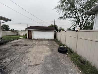 2847 194th St, Lansing, IL 60438 - photo 3