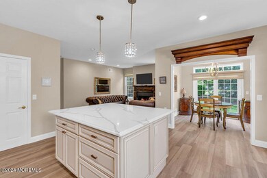 82 Londonberry Dr, Holmdel, NJ 07733 - photo 5