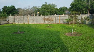 1400 El Paseo Dr, Weslaco, TX 78596 - photo 3