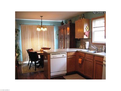 New Laminate flooring adds elegance to the large k