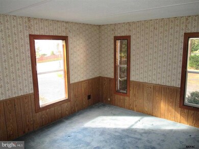 19367 Barrens Rd S, Stewartstown, PA 17363 - photo 7