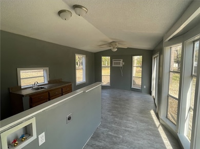 604 Graham St, Mountainburg, AR 72946 - photo 3