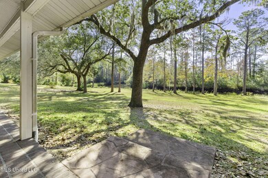16100 Bayou Cocoa Point Dr, Kiln, MS 39556 - photo 7