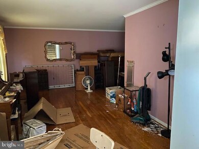 302 Yorknolls Dr, Capitol Heights, MD 20743 - photo 2