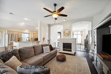 8318 E Copper Lakes Dr, Houston, TX 77095 - photo 5