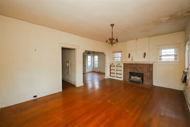 1319 Mier St, Laredo, TX 78040 - photo 5