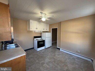 214 N Reading Ave, Boyertown, PA 19512 - photo 6