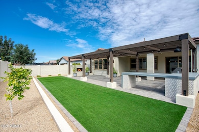 21067 E Seagull Dr, Queen Creek, AZ 85142 - photo 2