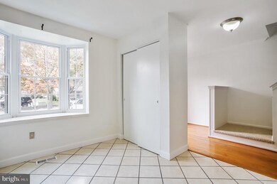 19 Wellspring Cir, Owings Mills, MD 21117 - photo 4