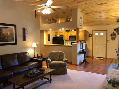 2346 Buffalo Loop S