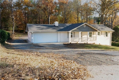 4747 Nelda Dr, Austell, GA 30106 - photo 2