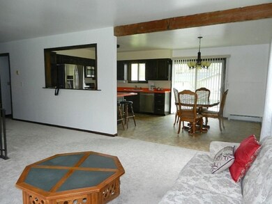 Living Rm 3