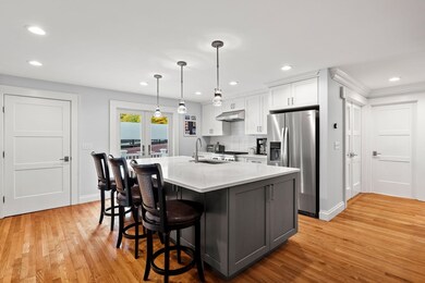 3 Carlton St unit 3, Brookline, MA 02446 - photo 2