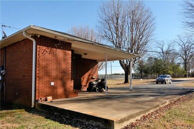 317 Nixon Rd, Statesville, NC 28625 - photo 3