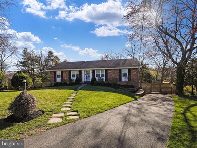 5939 Kimble Ct, Falls Church, VA 22041 - photo 4