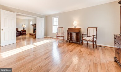 1231 Bishopsgate Way, Reston, VA 20194 - photo 5