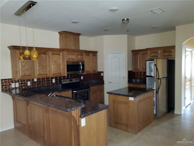 3509 Samgar St unit 1, Edinburg, TX 78539 - photo 3