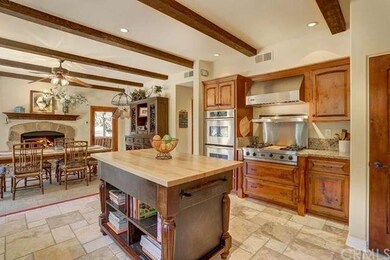 A chef's delight kitchen double ovens Viking stove