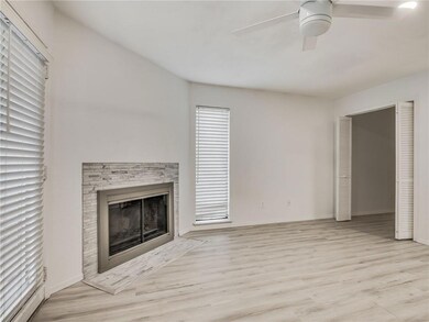 11520 N May Ave unit C106, Oklahoma City, OK 73120 - photo 7