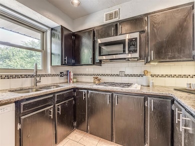 2615 NW 63rd St, Oklahoma City, OK 73116 - photo 5