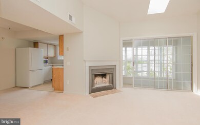 9330 Niki Place unit 43, Manassas, VA 20110 - photo 4