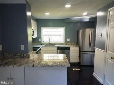 356 Forest Beach Rd, Annapolis, MD 21409 - photo 5