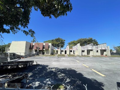 8921 Palm Tree Ln unit 8921, Pembroke Pines, FL 33024 - photo 5