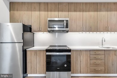 525 N 41st St unit 201, Philadelphia, PA 19104 - photo 6