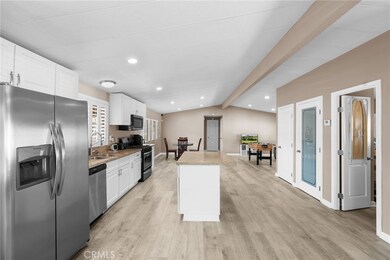 24472 Cornstalk Rd, Wildomar, CA 92595 - photo 4