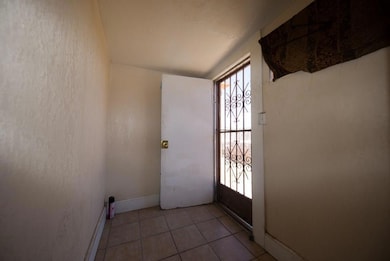 3417 Sacramento Ave unit A & B, El Paso, TX 79930 - photo 4