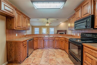 10 Salisbury Cir, Bella Vista, AR 72714 - photo 4