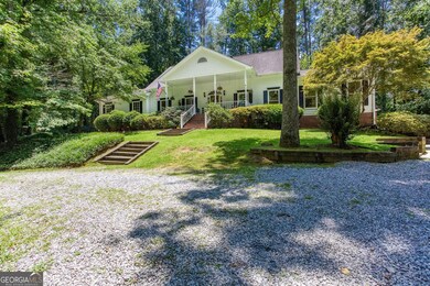 This paradise is in the center of West Cobb, but it you will feel like you are in a retreat...everyday!!