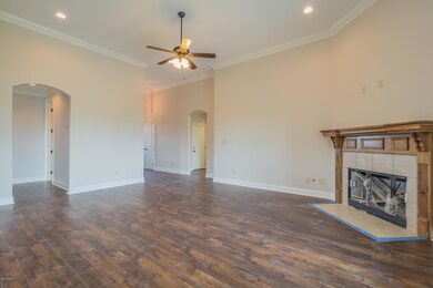 200ClaystoneInterior-2-2