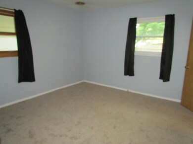 103 W 15th St, La Porte, IN 46350 - photo 6