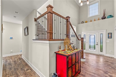 Entry 313 Juniper Way