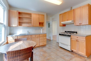 24 Wachusett St unit 1, Jamaica Plain, MA 02130 - photo 3