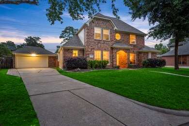 Stately beauty sitting under the shady trees of Lakewood Forest!