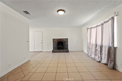 10542 East Ave S, Littlerock, CA 93543 - photo 2