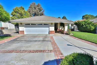 18154 Deer Park Ln, Victorville, CA 92395 - photo 3