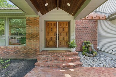 18 Woldbrook Drive
