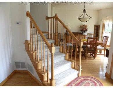 120 Dominic Dr, Scott Depot, WV 25560 - photo 2