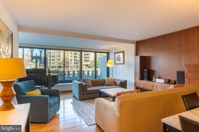 Watergate East Residences unit 207-N, Washington, DC 20037 - photo 4